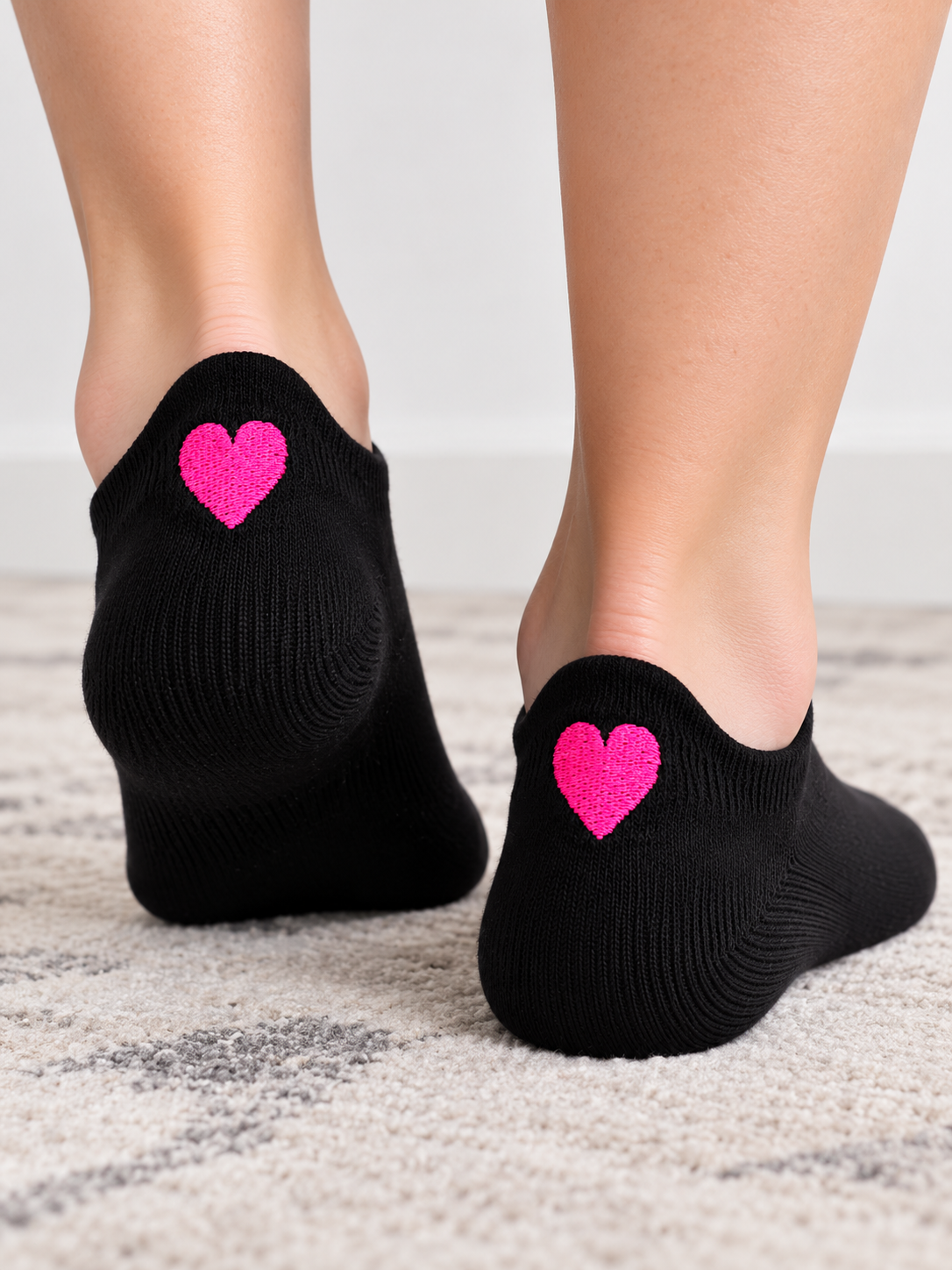 Herz Sneaker Socken Schwarz – Bio-Baumwolle