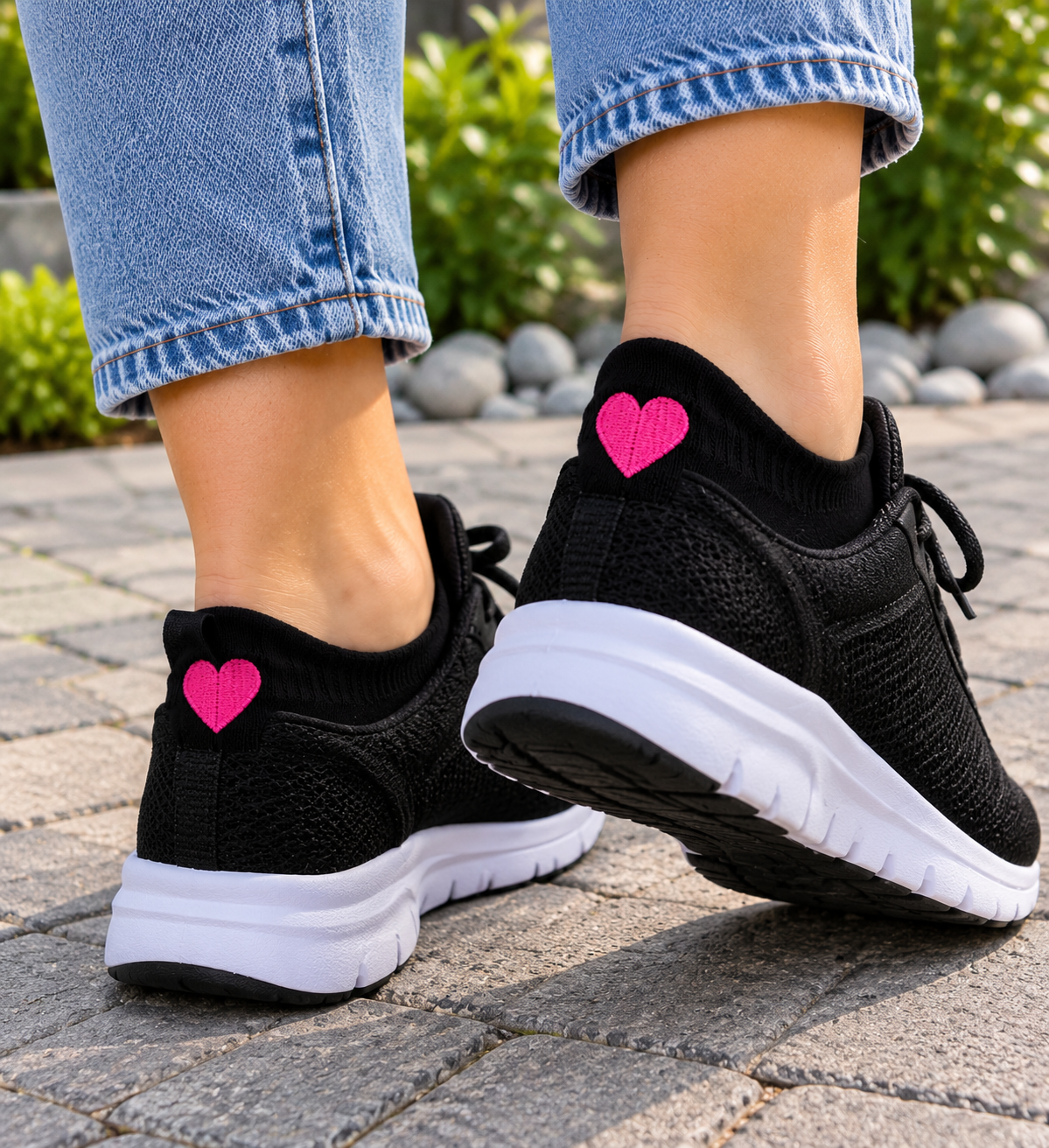 Herz Sneaker Socken Schwarz – Bio-Baumwolle