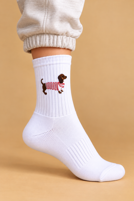 Dackel Pink Socken bestickt – Bio-Baumwolle, gepolsterte Sohle-samtweiche Naht