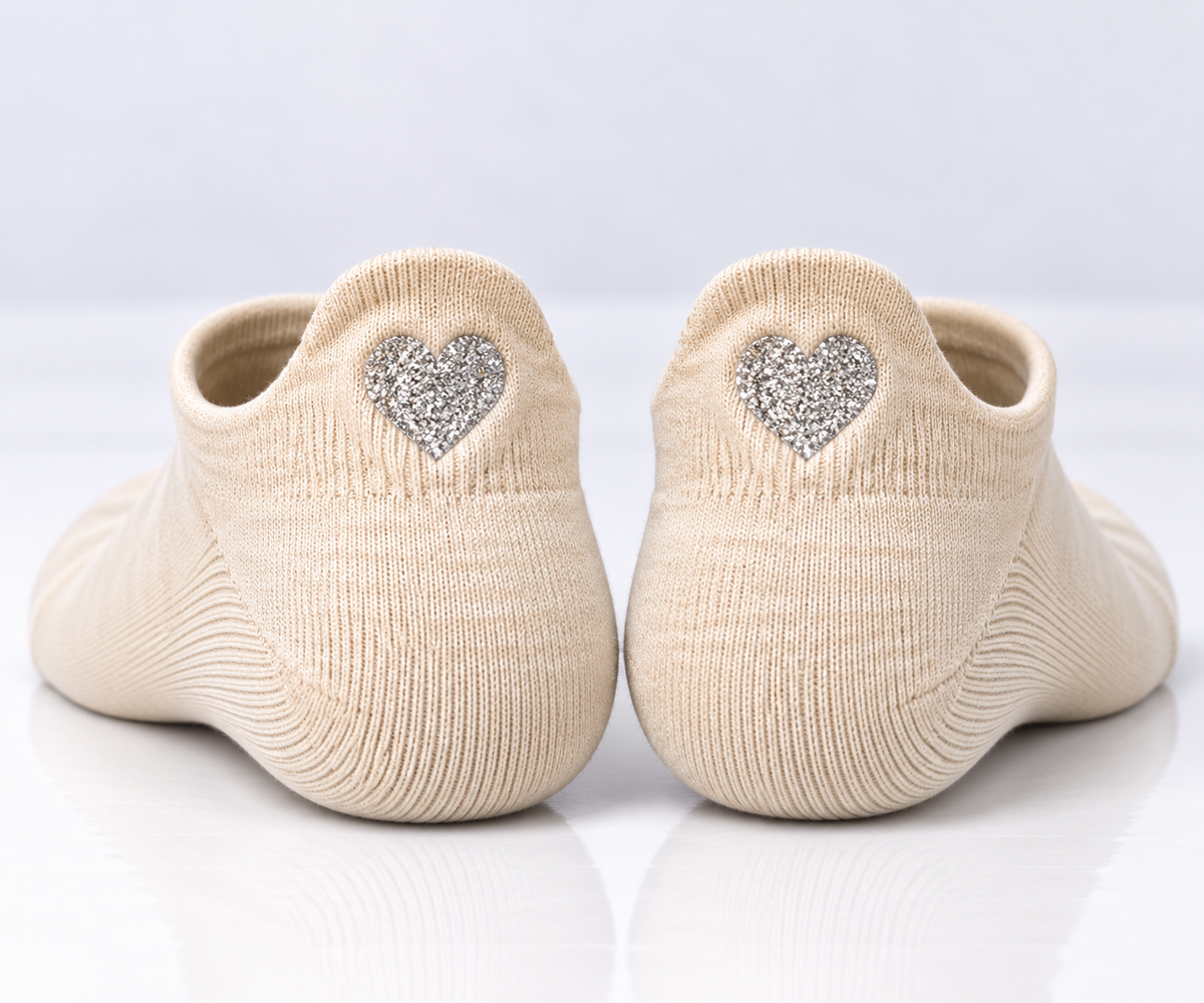 Herz Sneaker Socken Beige – Bio-Baumwolle