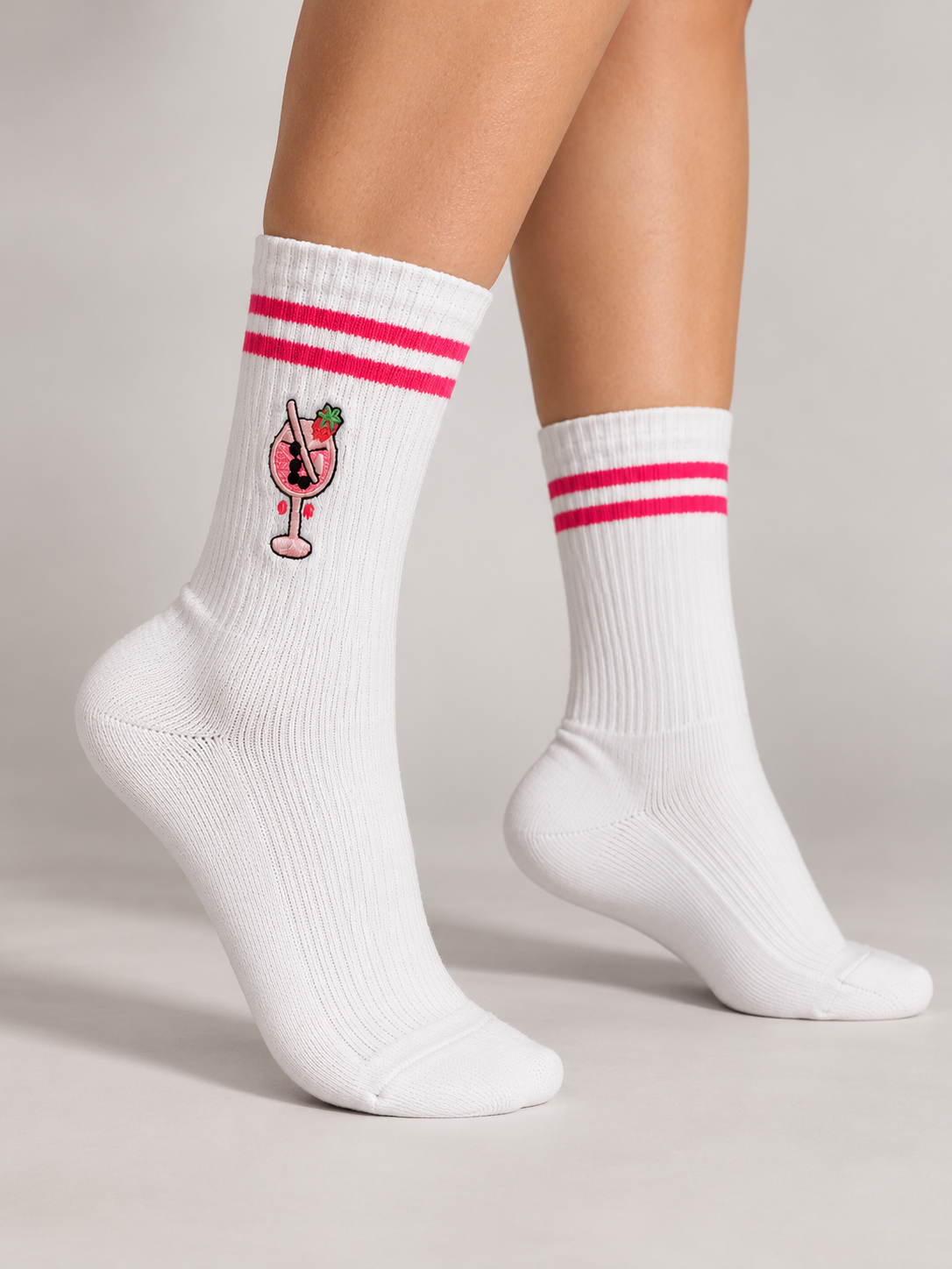 Drink Beere Socken bestickt – Bio-Baumwolle, gepolsterte Sohle
